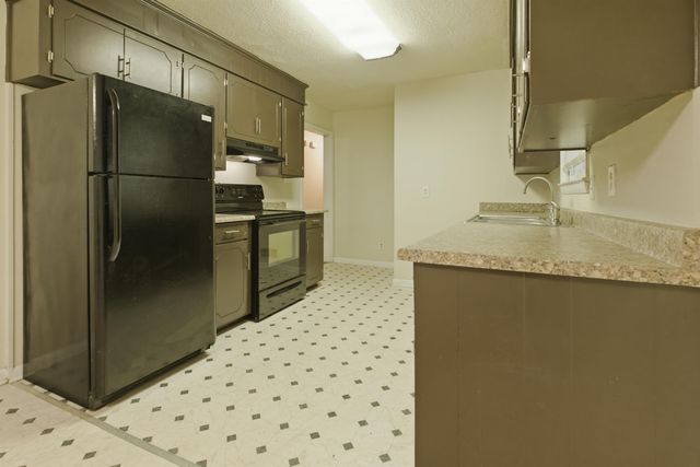 482 Carolyn Dr, Spartanburg, SC 29306