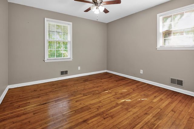 482 Carolyn Dr, Spartanburg, SC 29306