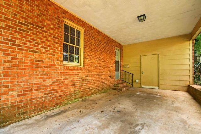 482 Carolyn Dr, Spartanburg, SC 29306