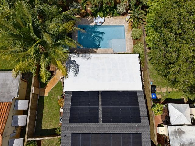 201 NE 16th Court, Fort Lauderdale, FL 33305