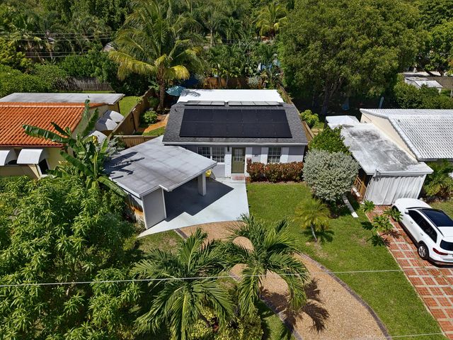 201 NE 16th Court, Fort Lauderdale, FL 33305