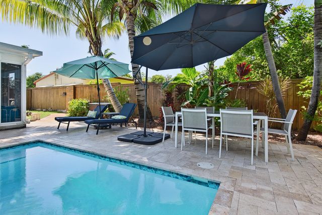201 NE 16th Court, Fort Lauderdale, FL 33305