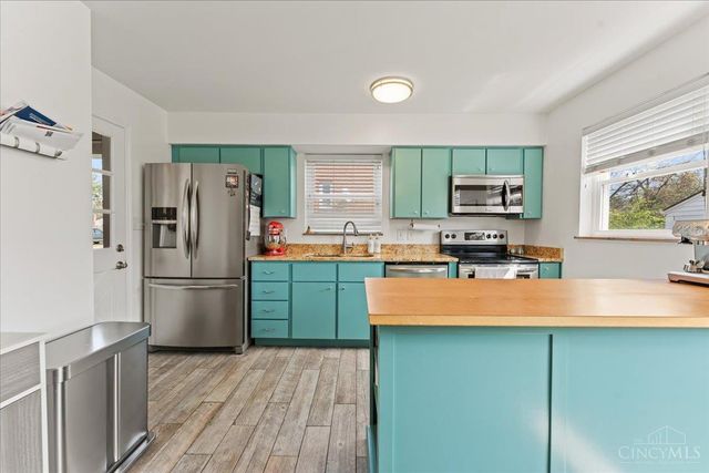 10019 Zig Zag Road, Montgomery, OH 45242