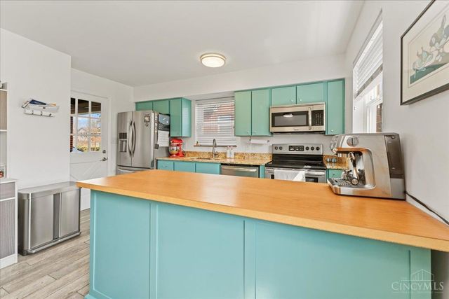 10019 Zig Zag Road, Montgomery, OH 45242