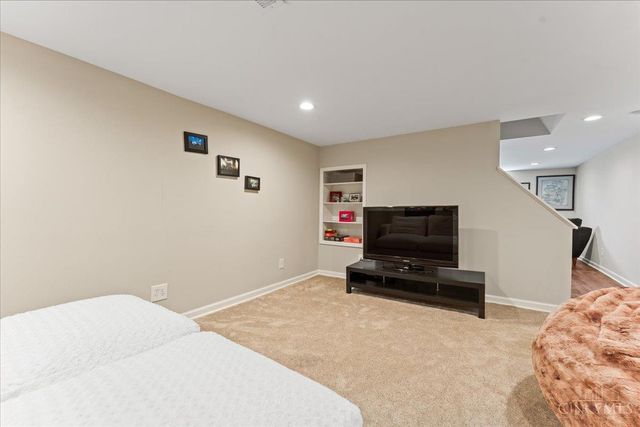 10019 Zig Zag Road, Montgomery, OH 45242