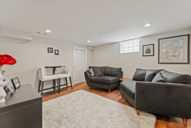 10019 Zig Zag Road, Montgomery, OH 45242