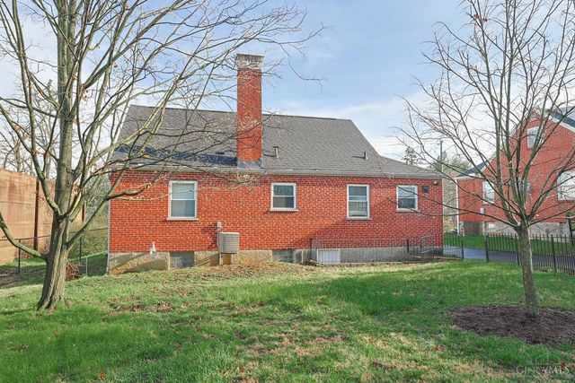 10019 Zig Zag Road, Montgomery, OH 45242