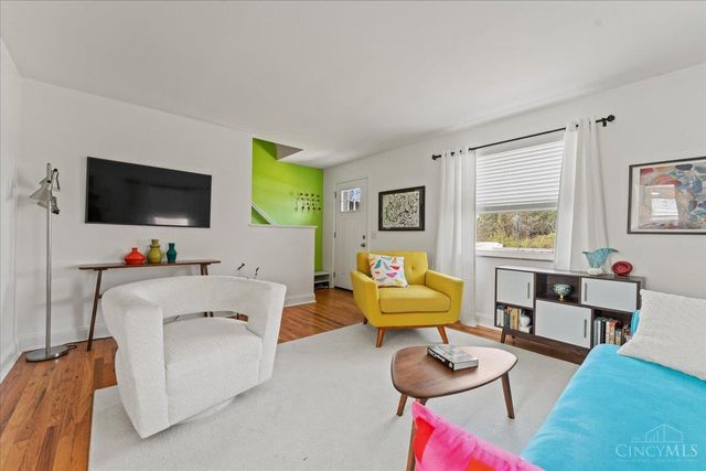 10019 Zig Zag Road, Montgomery, OH 45242