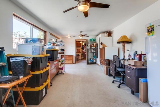 820 Frances Drive, Vista, CA 92084