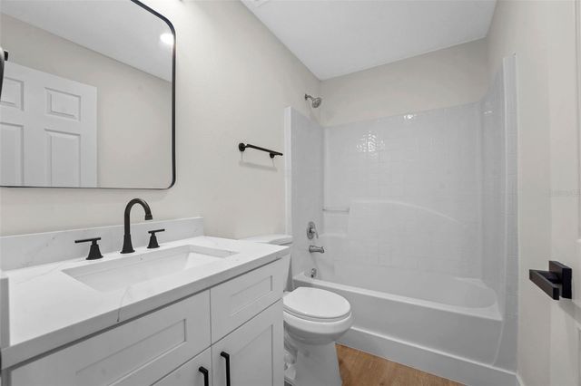 1502 DAYBREAK DRIVE, Fruitland Park, FL 34731