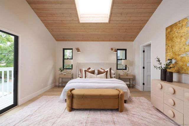 2465 Garfield Street, Carlsbad, CA 92008