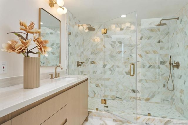 2465 Garfield Street, Carlsbad, CA 92008