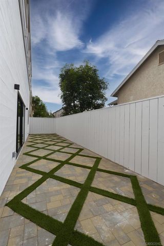 2465 Garfield Street, Carlsbad, CA 92008