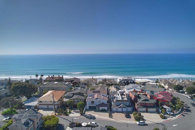 2465 Garfield Street, Carlsbad, CA 92008