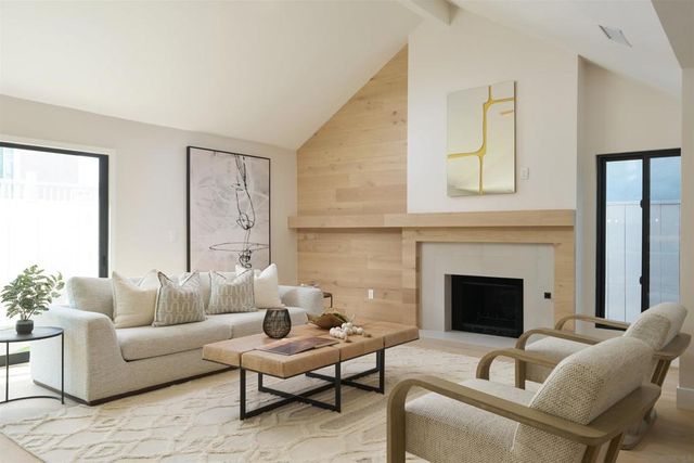 2465 Garfield Street, Carlsbad, CA 92008