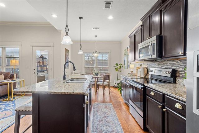 23 W Sycamore, Sumrall, MS 39482