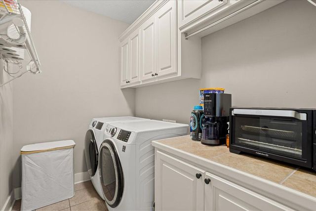 23 W Sycamore, Sumrall, MS 39482