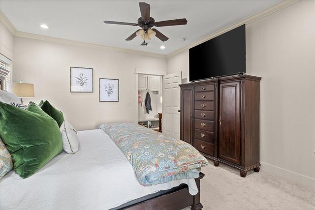 23 W Sycamore, Sumrall, MS 39482