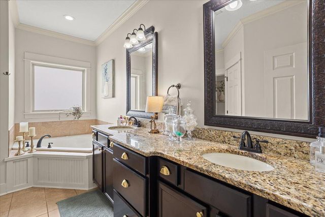 23 W Sycamore, Sumrall, MS 39482