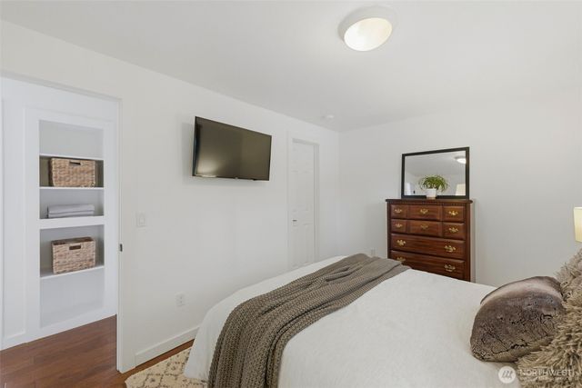 1263 Pilchuck Drive, Fox Island, WA 98333
