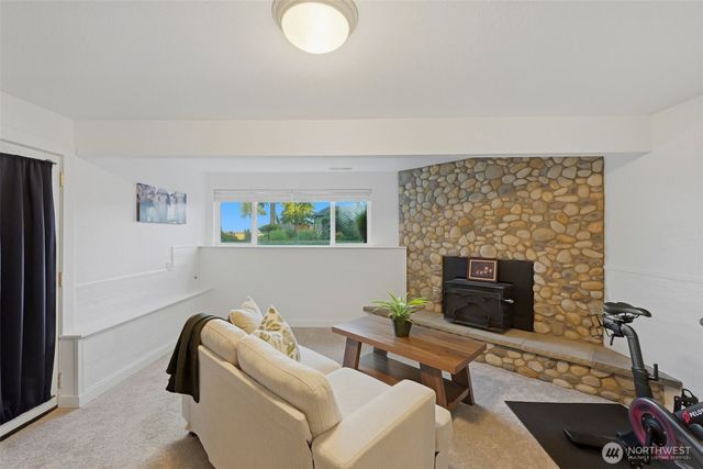 1263 Pilchuck Drive, Fox Island, WA 98333