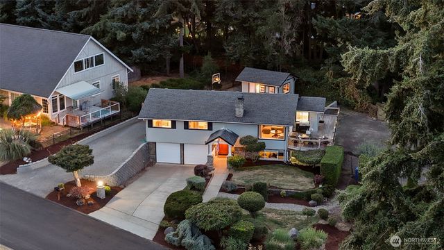 1263 Pilchuck Drive, Fox Island, WA 98333