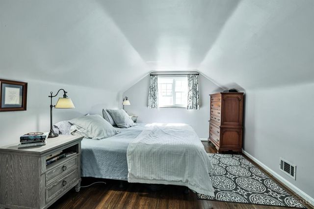 5801 Kenwood Road, Madeira, OH 45243