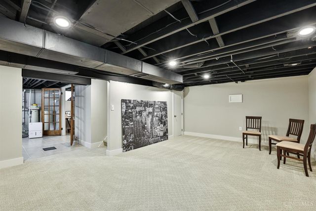 5801 Kenwood Road, Madeira, OH 45243