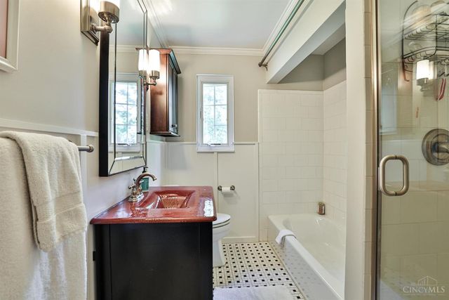 5801 Kenwood Road, Madeira, OH 45243