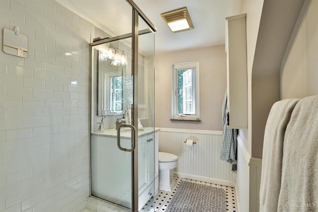 5801 Kenwood Road, Madeira, OH 45243