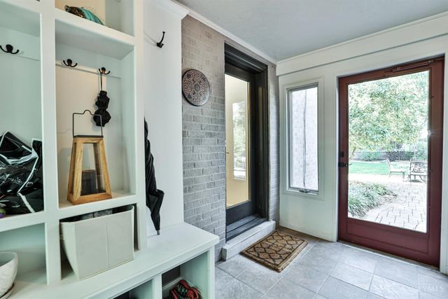 5801 Kenwood Road, Madeira, OH 45243