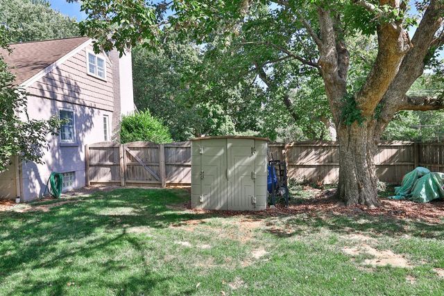 5801 Kenwood Road, Madeira, OH 45243