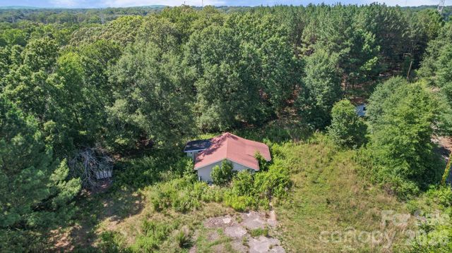 606 Robinson Clemmer Road, Dallas, NC 28034
