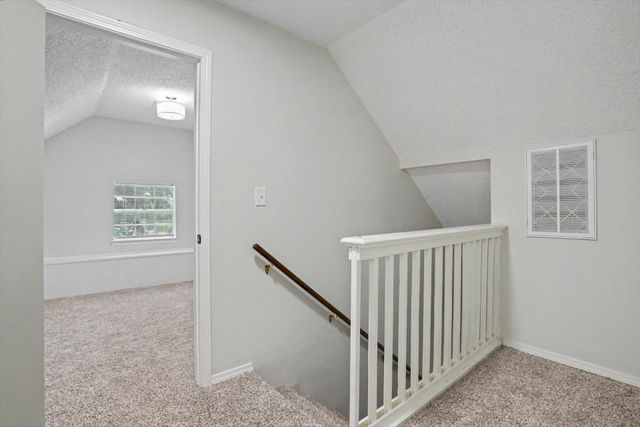 30324 S Pine Ridge Road, Catoosa, OK 74015