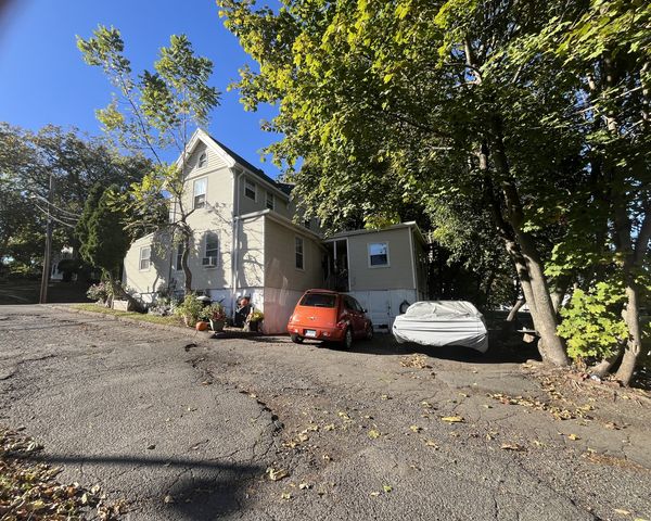 505 New Britain Road, Berlin, CT 06037