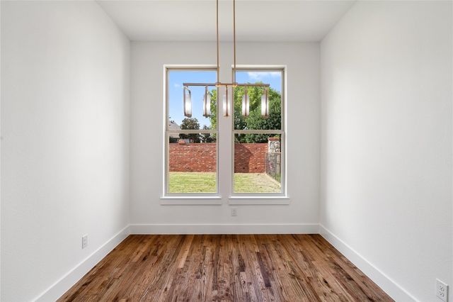 907 Saint George Place, Desoto, TX 75115