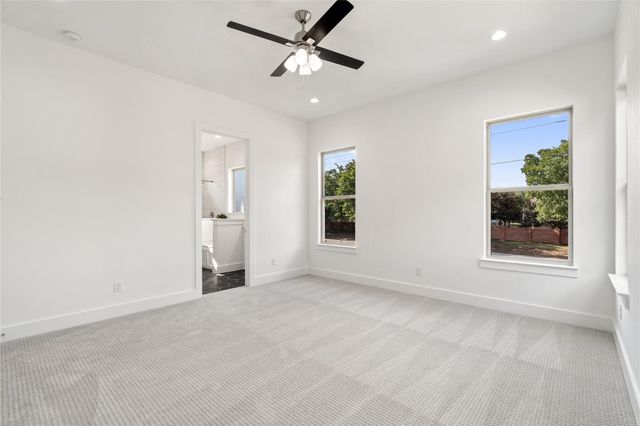907 Saint George Place, Desoto, TX 75115