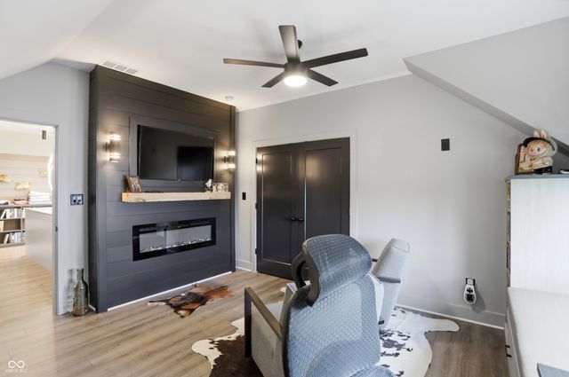 13120 Broad Street, Carmel, IN 46032