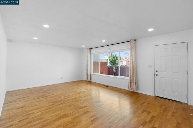 626 28Th St, Richmond, CA 94804