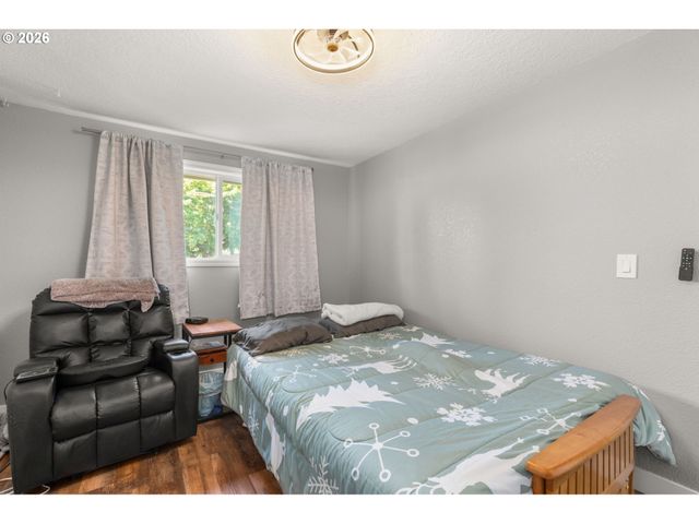 1385 RIVER BEND Rd, Salem, OR 97304