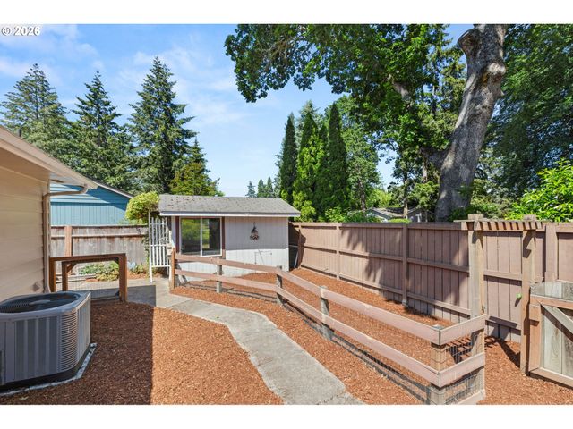1385 RIVER BEND Rd, Salem, OR 97304