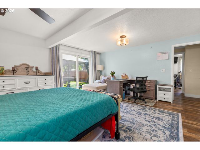 1385 RIVER BEND Rd, Salem, OR 97304