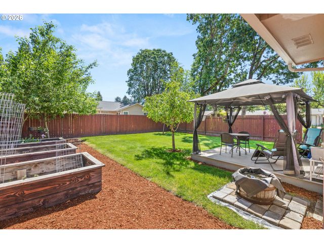 1385 RIVER BEND Rd, Salem, OR 97304