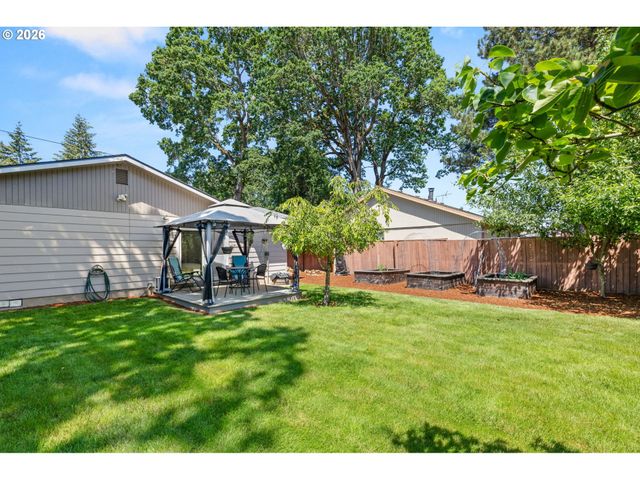 1385 RIVER BEND Rd, Salem, OR 97304
