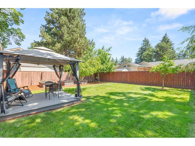 1385 RIVER BEND Rd, Salem, OR 97304