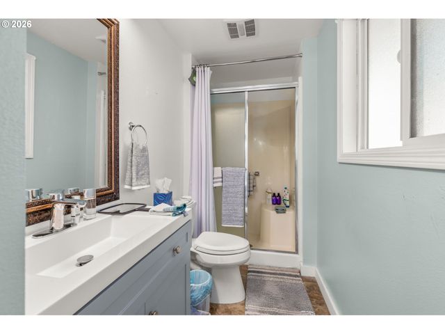 1385 RIVER BEND Rd, Salem, OR 97304