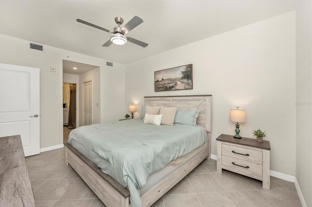 12550 GALAPAGOS STREET 104, Venice, FL 34293