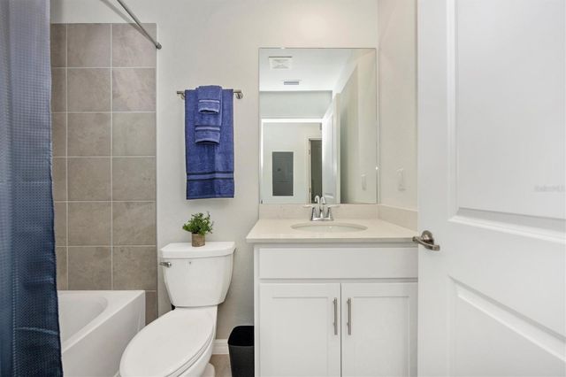 12550 GALAPAGOS STREET 104, Venice, FL 34293