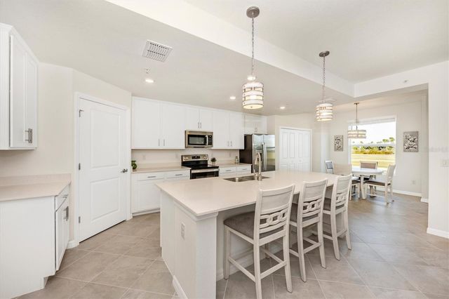 12550 GALAPAGOS STREET 104, Venice, FL 34293