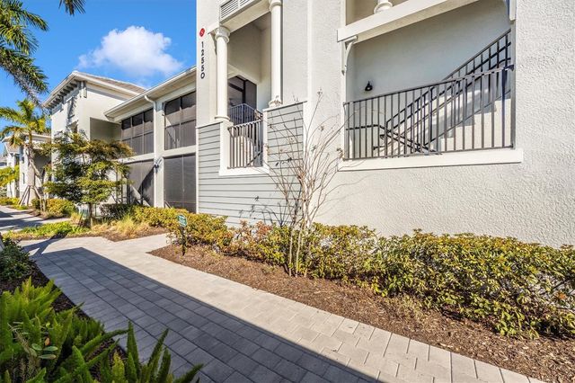 12550 GALAPAGOS STREET 104, Venice, FL 34293
